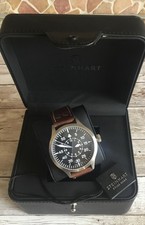 Steinhart Nav B Armbanduhr 