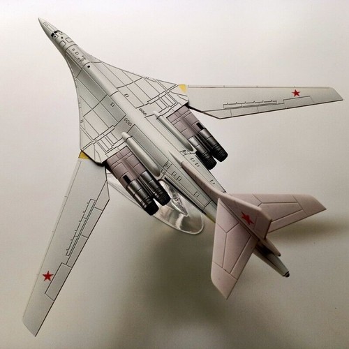 200 diecast militärflugzeug - 1:200,