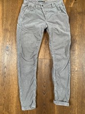 Drykorn Cordhose in hellem Beige, tapered, Gr. 28/34