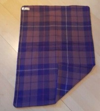  Babydecke , Kuscheldecke , Wolldecke , lila kariert , Handarbeit ,