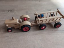 Fagus Traktor mit Heuwagen