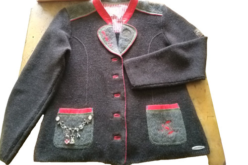 Strickjacke_Wolle_Trachtenlook