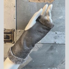 von Hohenstein Pulswärmer