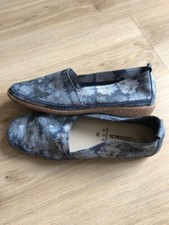 blau-silberne Blumen Espandrillos, Sneaker, Slipper, von Walbusch, Gr. 40