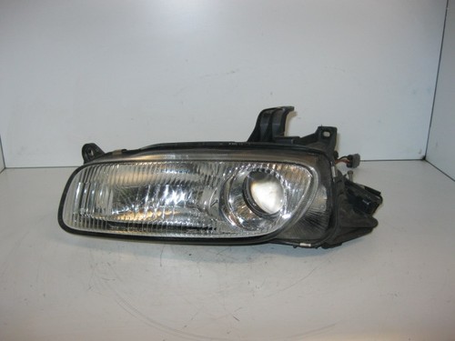 Mazda 323 bj 1997 - f,