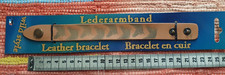 Lederarmband mit geprägten