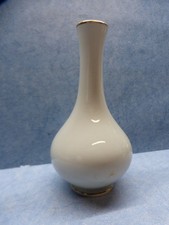 28633. Kleine Vase    creme