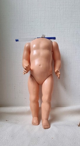 Alter puppenkörper - alter,