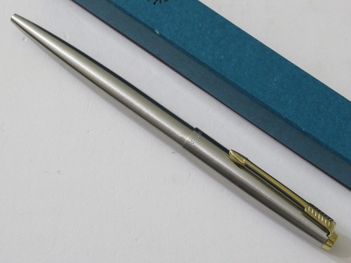 Parker pen ballpoint - parker,