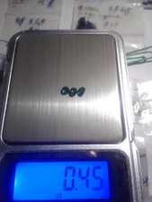 1 set aus 3 echten dunklen rund facet Smaragd ca. 3,5mm 0,15 ct
