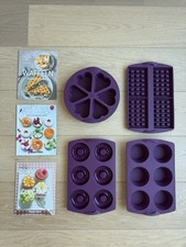 Tupperware Backformen Muffin Waffeln Donats Herzen Backbuch, 7 Teile im Set, NEU