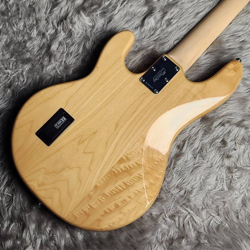 Sterling music man ray4 - man,