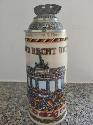 Bierkrug einigkeit und recht - ,