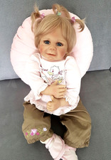 Pauline von Monika Levenig