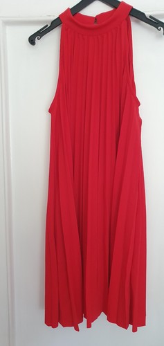 Rotes kleid plissee - /, plissee/