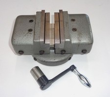 Zweibackenfutter SK40 für