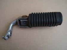 Honda CB 650 C Typ RC08 Fußraste + Halter vorne rechts Raste step footpeg CB650C