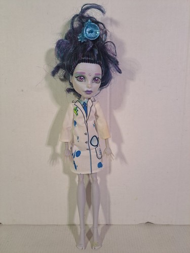 Monster high ghoulia - high, yelps