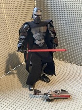 LEGO Star Wars 75117 Kylo Ren Buildable Figures & Waffe v. 75118 Captain Plasma