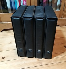 4 x WWF Ringbinder im Schuber