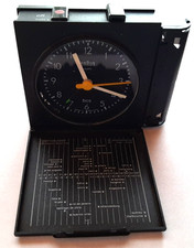 Braun Reisewecker  Typ 4784 in schwarz Batterie Betrieb Reise Wecker