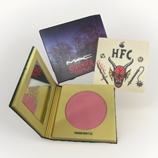 MAC Netflix STRANGER THINGS Powder Blush Puder Rouge FRIENDS DON‘T LIE 6 g