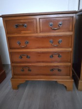 Alte Kommode Vollholz