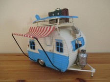 schönes Blech-Auto Deko Retro