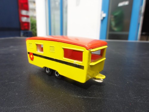 Matchbox trailer caravan gelb - caravan,