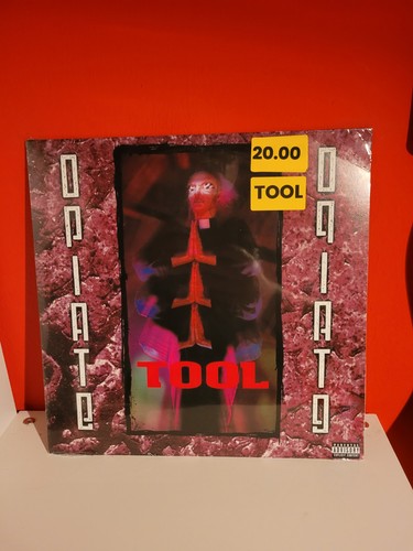 SCHALLPLATTE...TOOL...OPIATE