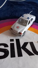siku 1310 1349 Mercedes C220 Notarzt Weiß Umbau