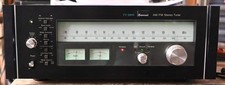Tuner Sansui TU-9900 in einem