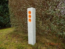 Gartensteckdose Granit Stele