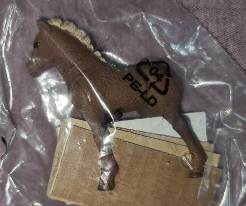 Schleich island pony - island,