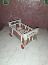 Altes Bett+Kissen-um