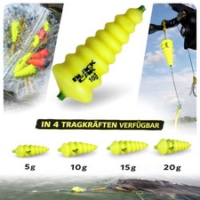 Black Cat U-Float Tree U Pose