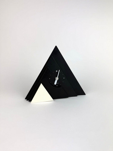 Tischuhr pyramide design 80er - pyramide,