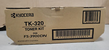 Toner Kyocera TK-320 Schwarz 1T02F90EUC Neu OVP Original FS-3900DN Rg MwSt.