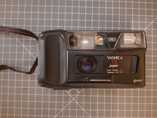 Yashica T3  Super - 35mm Carl