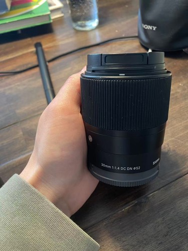 Sigma 30mm dc dn - dc,
