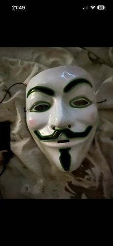 Led light guy fawkes - led, light-up