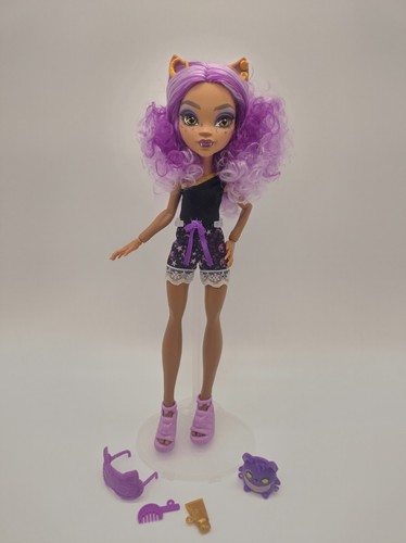 Monster high buried - high, secrets