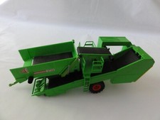 Siku 3856 Kartoffelroder Wühlmaus 2733 Maßstab 1:32. Guter Zustand.