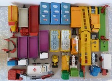 Siku Teile-Konvolut – LKWs, Hänger, Karo-Teile, Anbauteile - Bastelware!