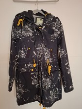 Khujo  Damen Jacke Parka Gr. S Schwarz /weiß, mit doppelter Kapuze