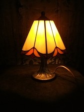 Lampe im Tiffany Stil, wunderschönes florales Muster