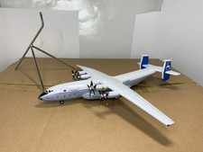 flugzeugmodell 1:200 Antonov AN 22  Antonov Color Maßstab 1:200
