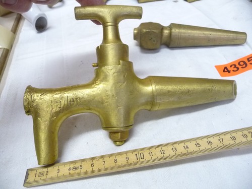 4395 alter bierzapfhahn - ,