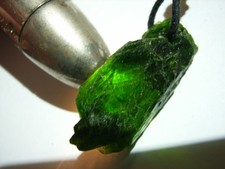 Intensiv farbener CHROMDIOPSID