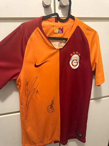 Signed galatasaray jersey - signed,